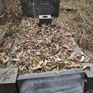 WOODS Walter John 1887-1955 &amp; Edna Kate 1894-1977