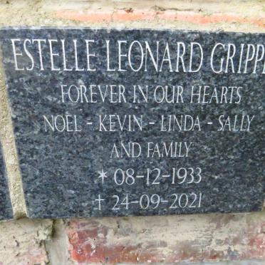 GRIPPER Estelle Leonard 1933-2021
