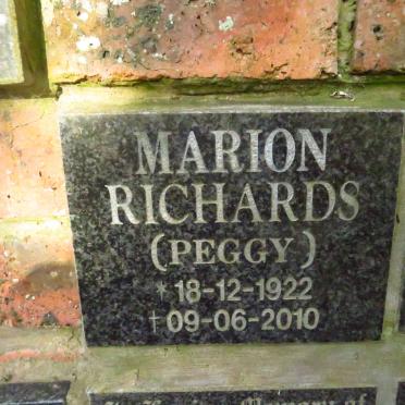 RICHARDS Marion 1922-2010