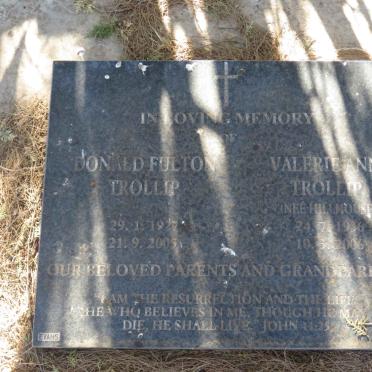 TROLLIP Donald Fulton 1927-2005 &amp; Valerie Ann HILLHOUSE 1936-2006