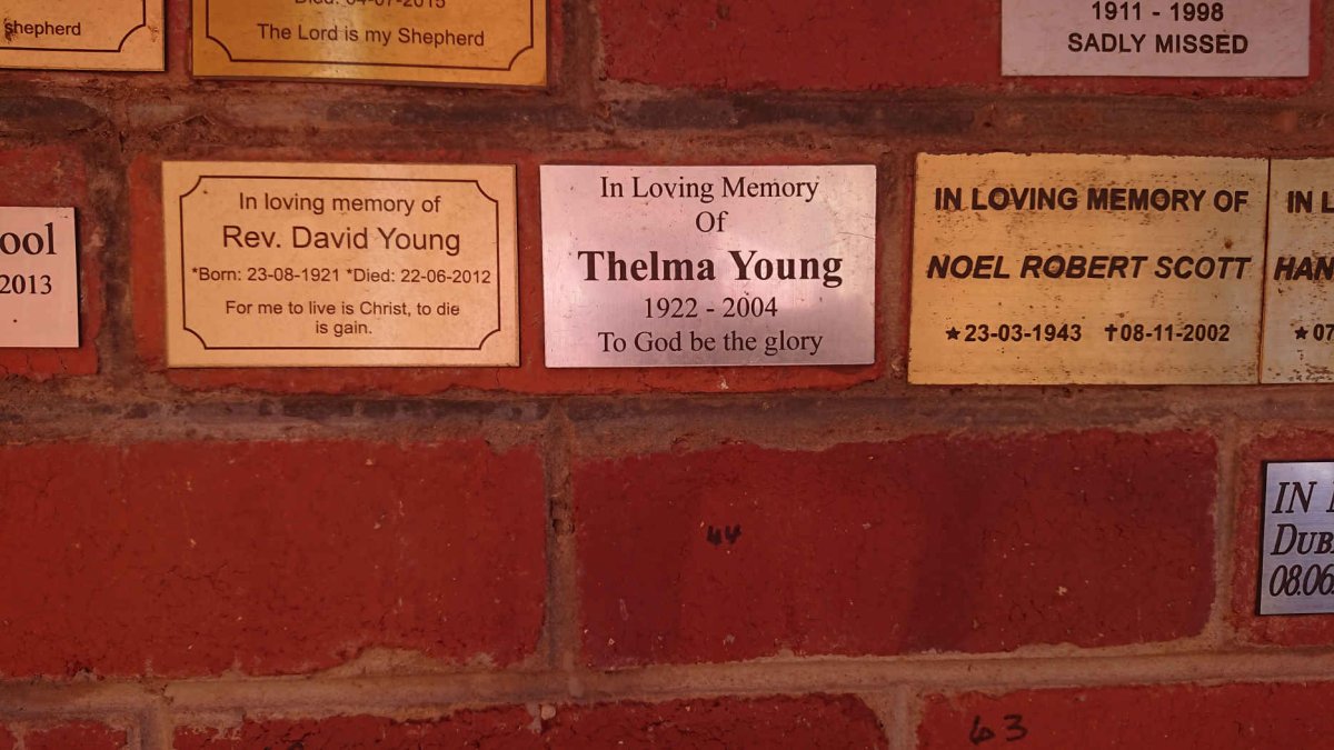 YOUNG David 1921-2012 &amp; Thelma 1922-2004 :: SCOTT Noel Robert 1943-2002