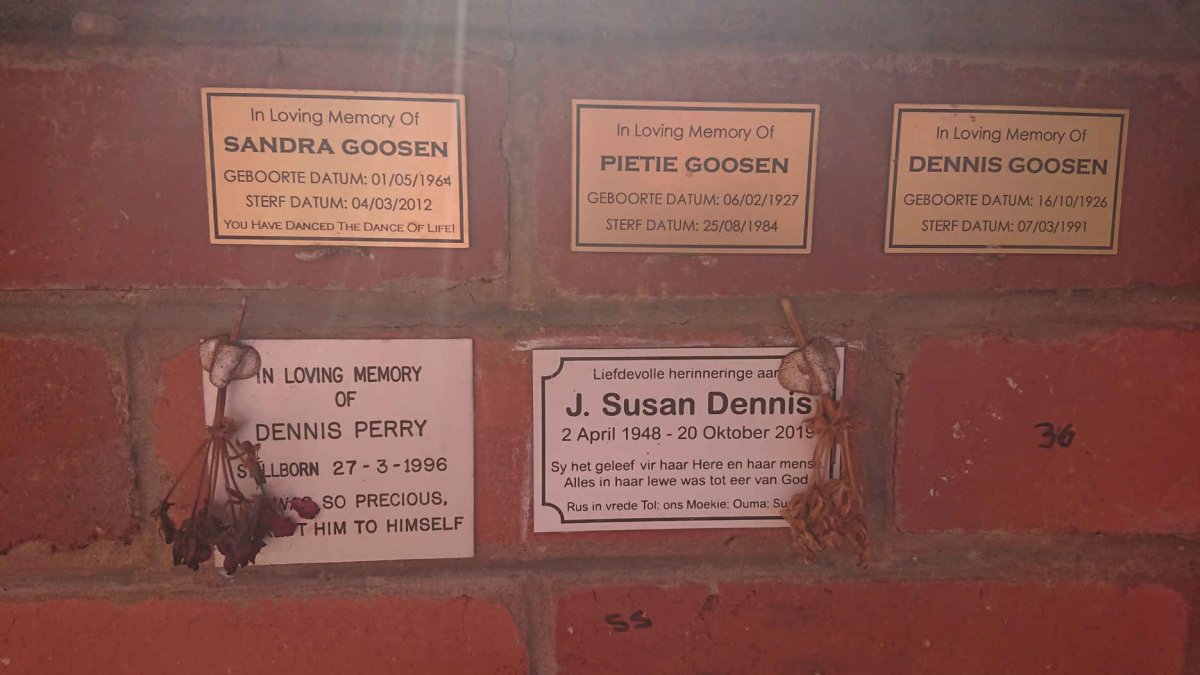 GOOSEN Dennis 1926-1991 :: GOOSEN Pietie 1927-1984 :: GOOSEN Sandra 1964-2012