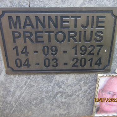 PRETORIUS Mannetjie 1927-2014