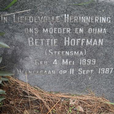 STEENSMA Rintje Sjoerd 1893-1944 &amp; Bettie HOFFMAN 1899-1987