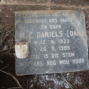 DANIELS W.C. 1923-1985