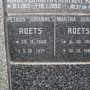 ROETS Petrus Johannes 1908-1977 &amp; Martha Johanna 1908-1984