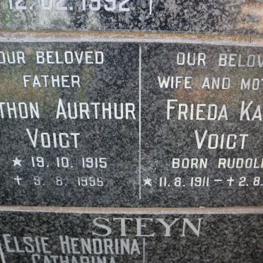 VOIGT Anthon Aurthur 1915-1995 &amp; Frieda Kate RUDOLPH 1911-1991