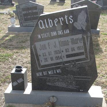 A - Surnames :: Vanne - A