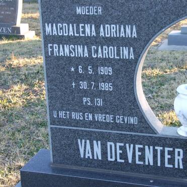 DEVENTER Magdalena Adriana Fransina Carolina, van 1909-1985