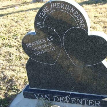 DEVENTER Beatrice A.S., van 1939-2004