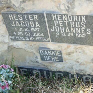 FOUCHÉ Hendrik Petrus Johannes 1932-  &amp; Hester Jacoba 1937-2004