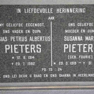 PIETERS Josias Petrus Albertus 1914-1982 &amp; Susanna Maria FOURIE 1919-1992