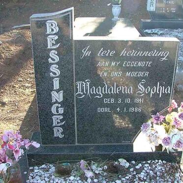 BESSINGER Magdalena Sophia 1941-1986