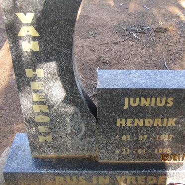 HEERDEN Junius Hendrik, van 1927-1995