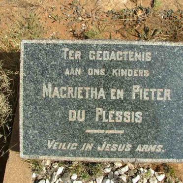 PLESSIS Pieter, du :: DU PLESSIS Magrietha