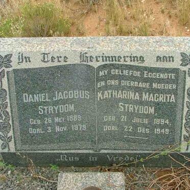 STRYDOM Daniel Jacobus 1889-1979 &amp; Katharina Magrita 1894-1949