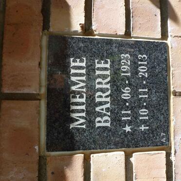 BARRIE Miemie 1923-2013