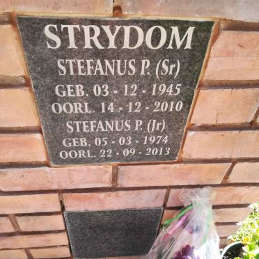 STRYDOM Stefanus P. 1945-2010 :: STRYDOM Stefanus P. 1974-2013