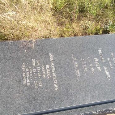 HEIBERG Anna Jacoba Dorathea 1923-2009 :: HEIBERG Frederik Jacobus 1920-1941