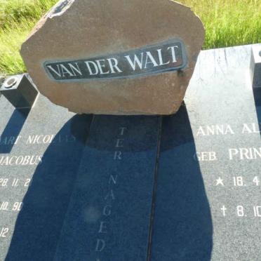 WALT Tjaart Nicolaas Jacobus, van der 1921-1990 &amp; Anna Alvera PRINSLOO 1926-2011
