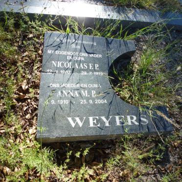 WEYERS Nicolaas F.P.  1907-1975 &amp; Anna M.P. 1910-2004