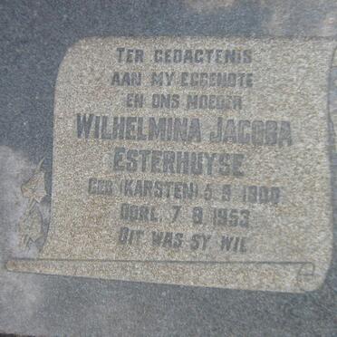 E - Surnames __ Vanne - E