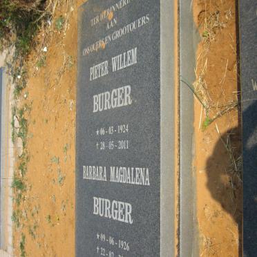 BURGER Pieter Willem 1924-2011 &amp; Barbara Magdalena 1926-2000