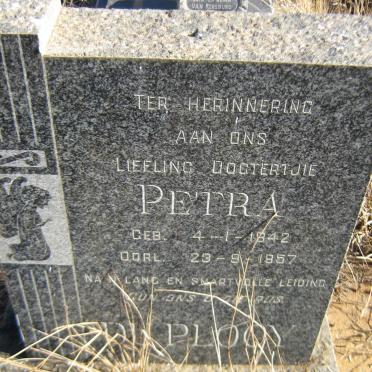 PLOOY Petra, du 1942-1957