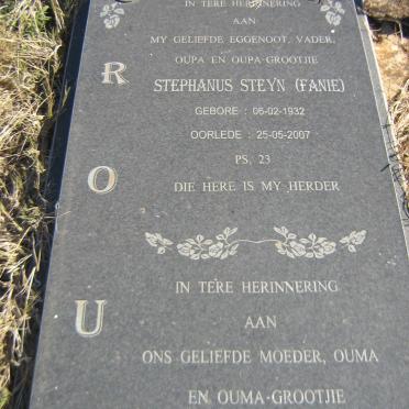 ROUX Stephanus Steyn 1932-2007 &amp; Susara Aletta 1940-