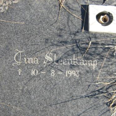 STEENKAMP Tina 1993-1993