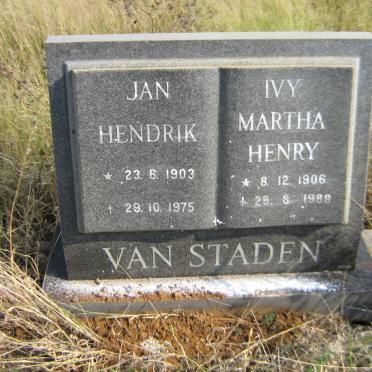 STADEN Jan Hendrik, van 1903-1975 &amp; Ivy Martha Henry 1906-1988