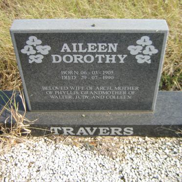 TRAVERS Aileen Dorothy 1905-1990