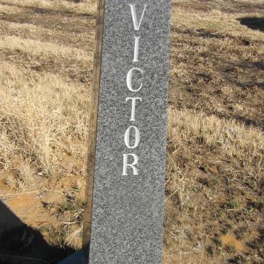 VICTOR Chantell 1982-1982