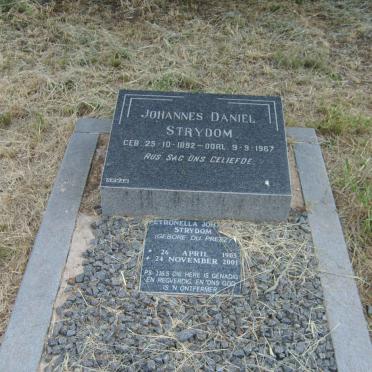 STRYDOM Johannes Daniel 1892-1967 &amp; Petronella Johanna DU PREEZ 1903-2001