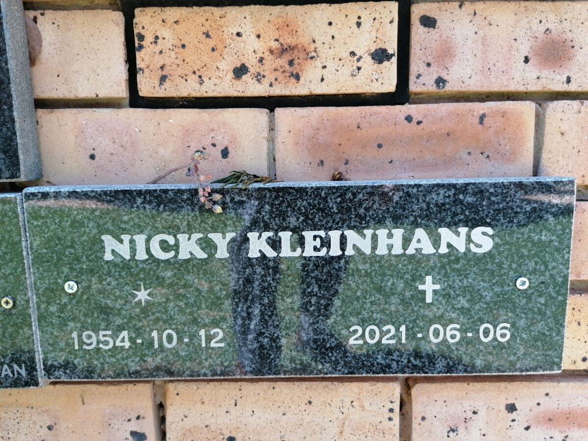 KLEINHANS Nicky 1954-2021