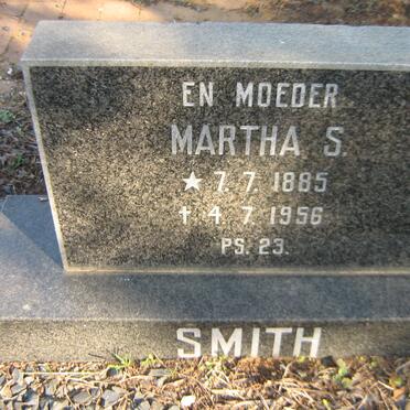 SMITH Johan H. 1895-1968 &amp; Martha S. 1885-1956