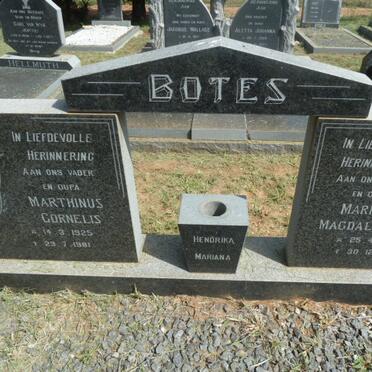 BOTES Marthinus Cornelis 1925-1981 &amp; Maria Magdalena 1927-1977