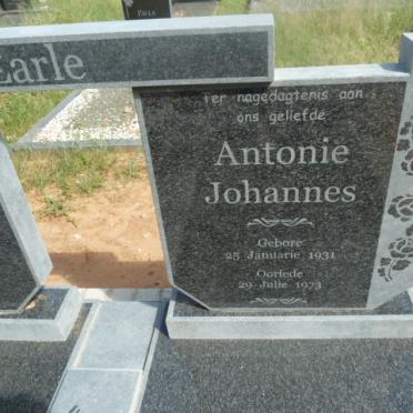 EARLE Antonie Johannes 1931-1973 &amp; Anna Elizabeth 1931-2017