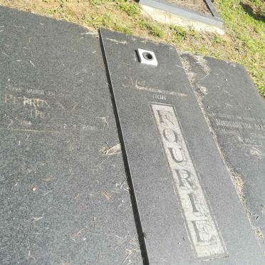 FOURIE Petrus S.Z. 1914-200? &amp; Margaretha Aletta V.D. MERWE 1915-1993