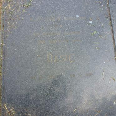 MOLLER Basie 1922-1981 &amp; Lena 1925-2001