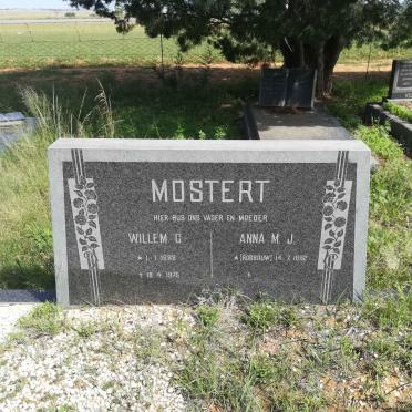 MOSTERT Willem C. 1888-1975 &amp; Anna M.J. ROSSOUW 1892-