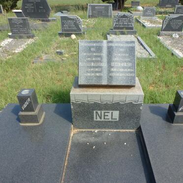 NEL Jacobus Frederik 1891-1957 &amp; Anna C.J. 1896-1975