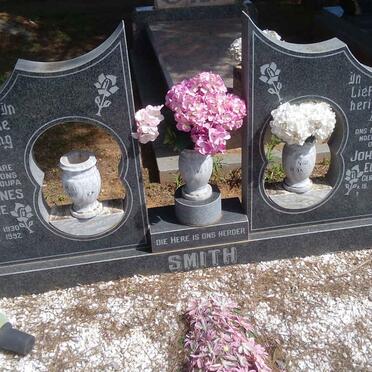SMITH Johannes Jurie 1930-1992 &amp; Johanna Elizabeth PRETORIUS 1931-