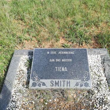 SMITH Tiena