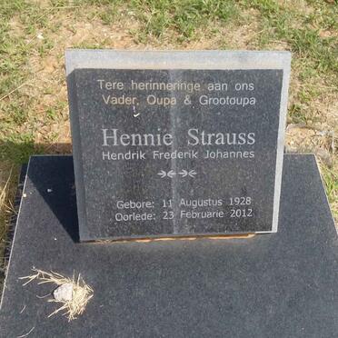 STRAUSS Hendrik Frederik Johannes 1928-2012
