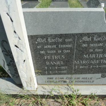 ZYL Petrus Daniël, van 1922-1990 &amp; Martha Margaretha BOTHA 1922-