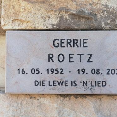 ROETZ Gerrie 1952-2020