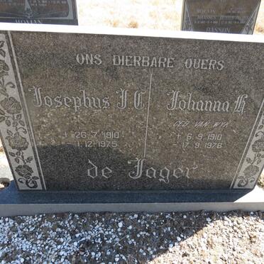 JAGER Josephus J.C., de 1910-1975 & Johanna H. VAN WYK 1910-1976