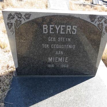 BEYERS Miemie nee STEYN 1916-1969
