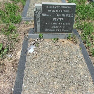 Free State, DEWETSDORP district, Unknown farm cemetery 17